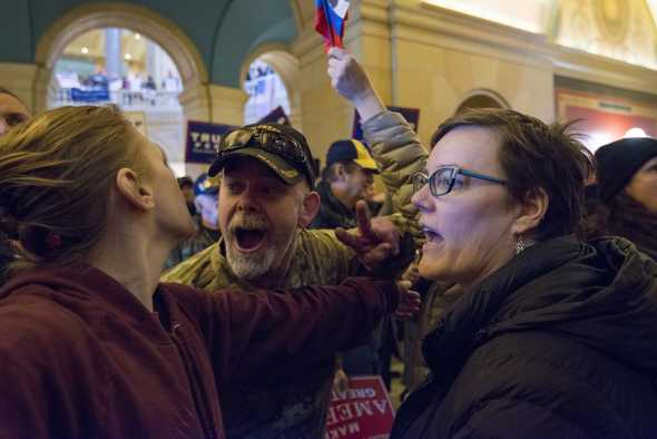 Trump supporter confronts anti Trump protesters  32912421710 